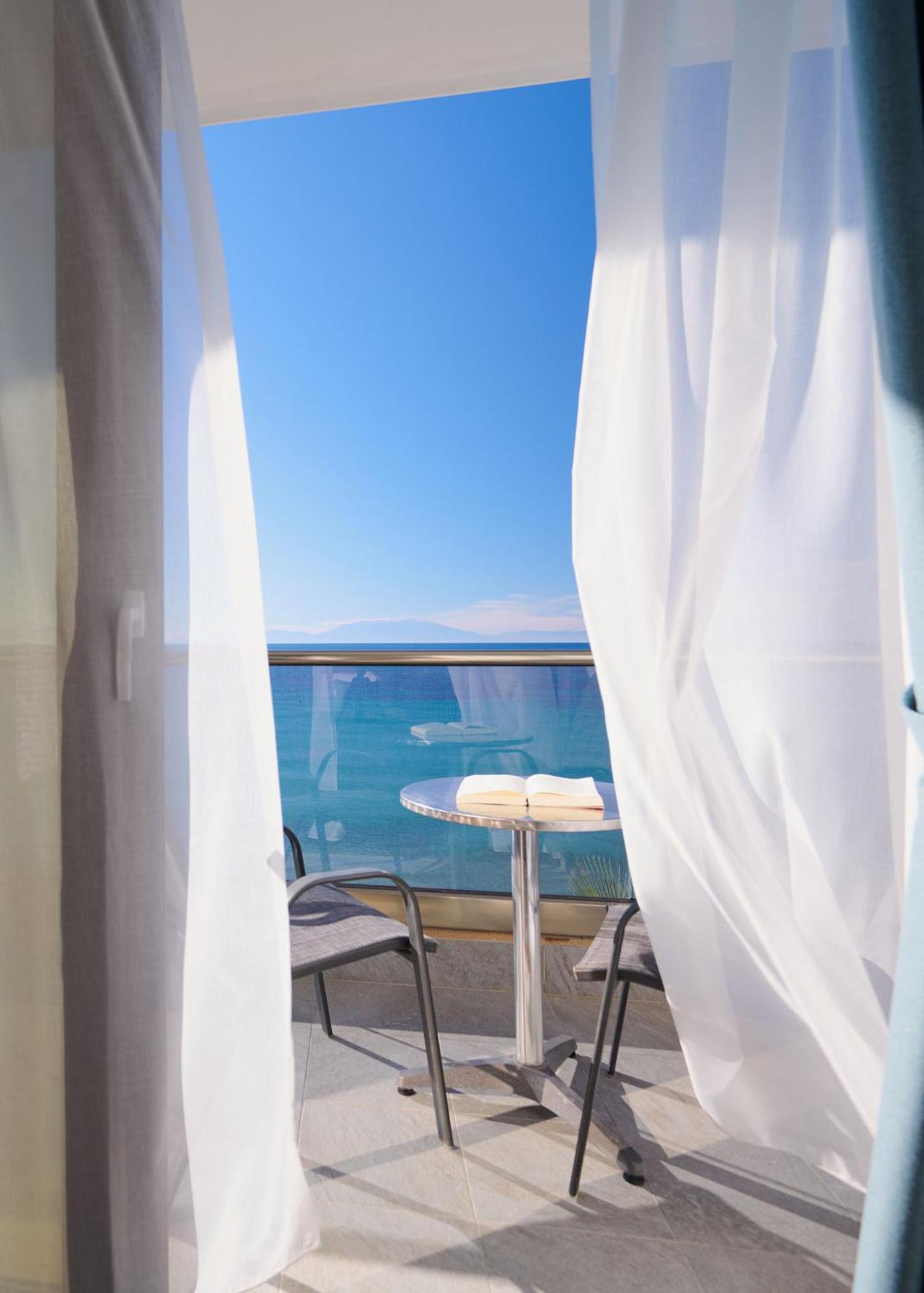 Evlogia Hotel Seafront And Anex By Greek Pride Φούρκα Εξωτερικό φωτογραφία