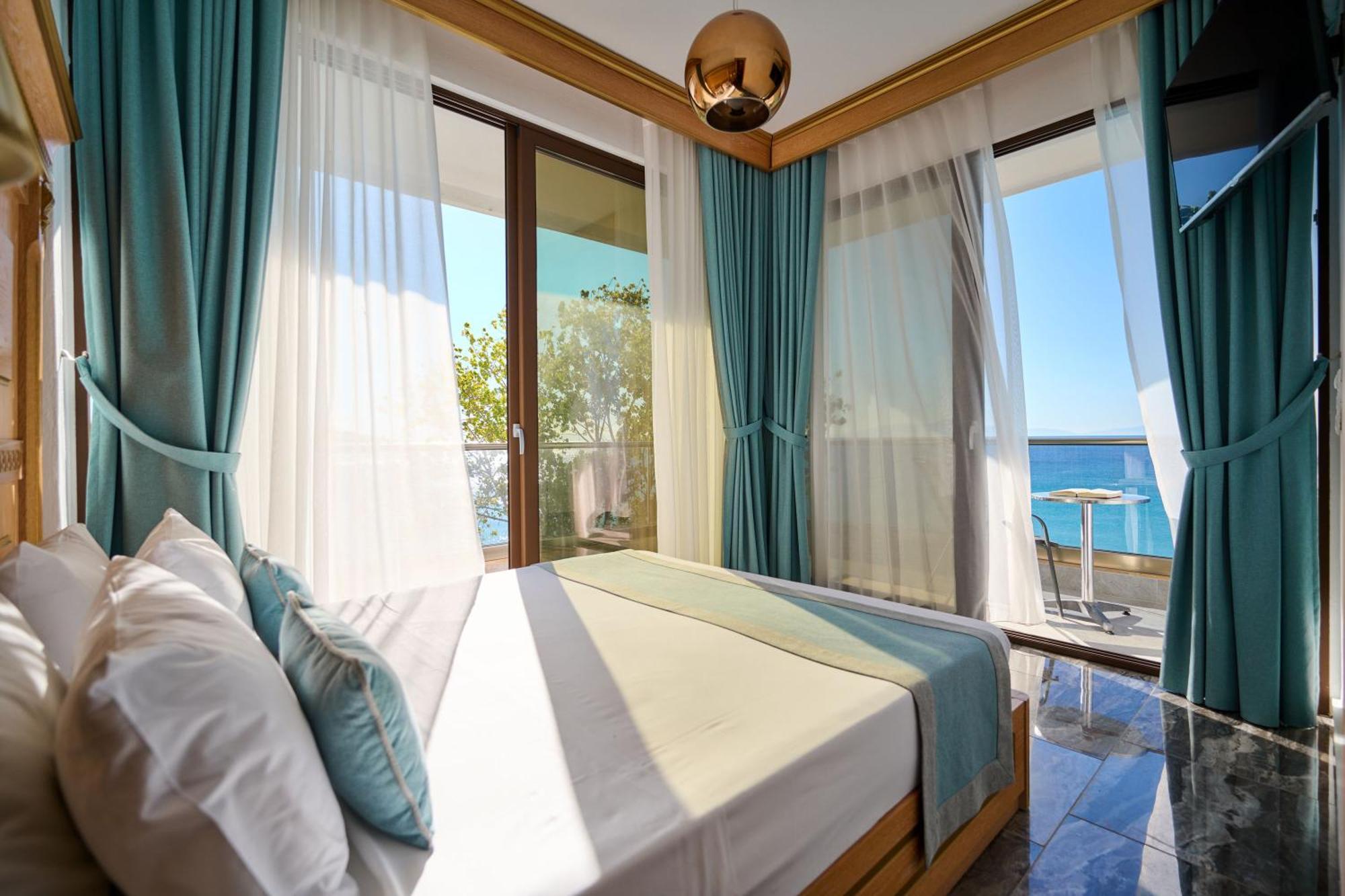 Evlogia Hotel Seafront And Anex By Greek Pride Φούρκα Εξωτερικό φωτογραφία